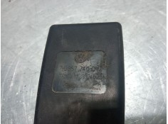 Recambio de anclaje cinturon trasero derecho para volkswagen caddy iii furgoneta/monovolumen (2ka, 2kh, 2ca, 2ch) 1.9 tdi refere 2