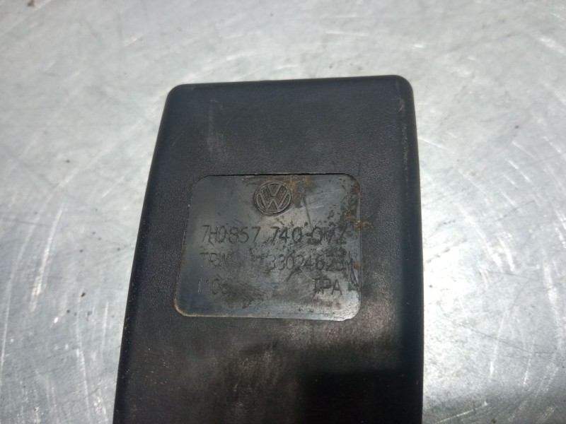 Recambio de anclaje cinturon trasero derecho para volkswagen caddy iii furgoneta/monovolumen (2ka, 2kh, 2ca, 2ch) 1.9 tdi refere