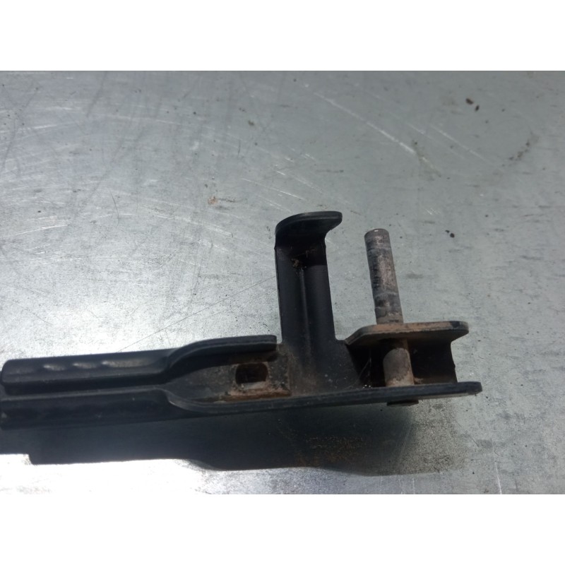 Recambio de brazo limpia delantero derecho para volkswagen caddy iii furgoneta/monovolumen (2ka, 2kh, 2ca, 2ch) 1.9 tdi referenc