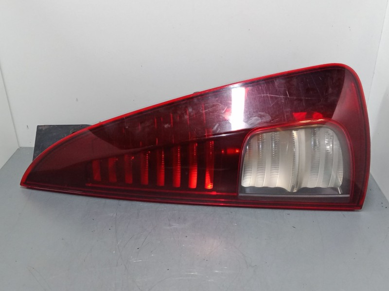 Recambio de piloto trasero izquierdo para renault espace iv (jk0/1_) 2.0 dci (jk01, jk02, jk1j, jk1k, jk1h) referencia OEM IAM 8