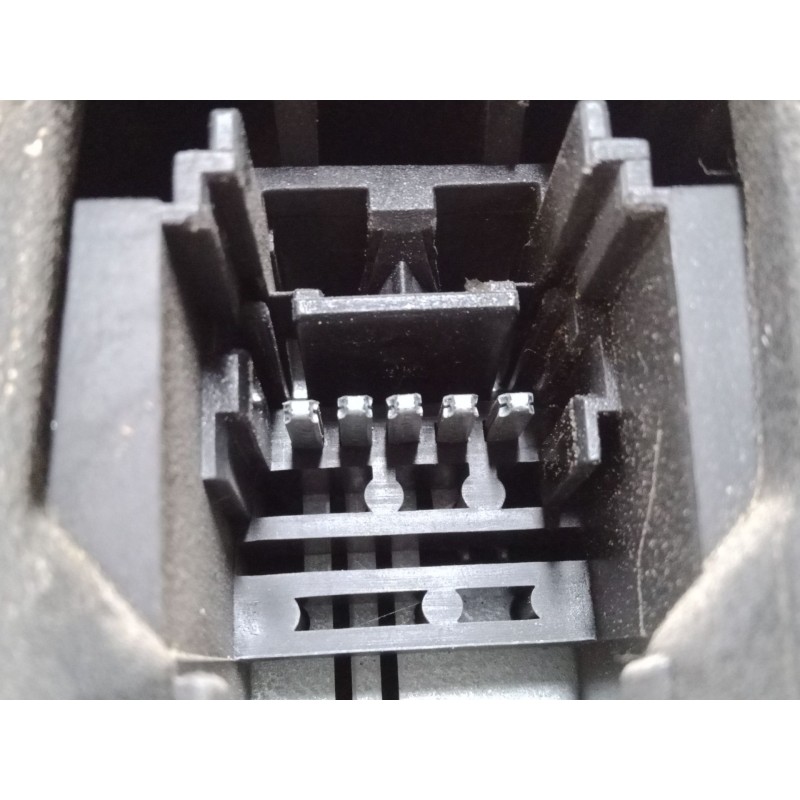 Recambio de piloto trasero derecho para renault espace iv (jk0/1_) 2.0 dci (jk01, jk02, jk1j, jk1k, jk1h) referencia OEM IAM 820