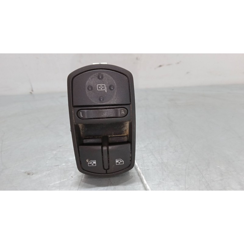 Recambio de mando elevalunas delantero izquierdo para opel corsa d (s07) 1.2 (l08, l68) referencia OEM IAM 315625731  