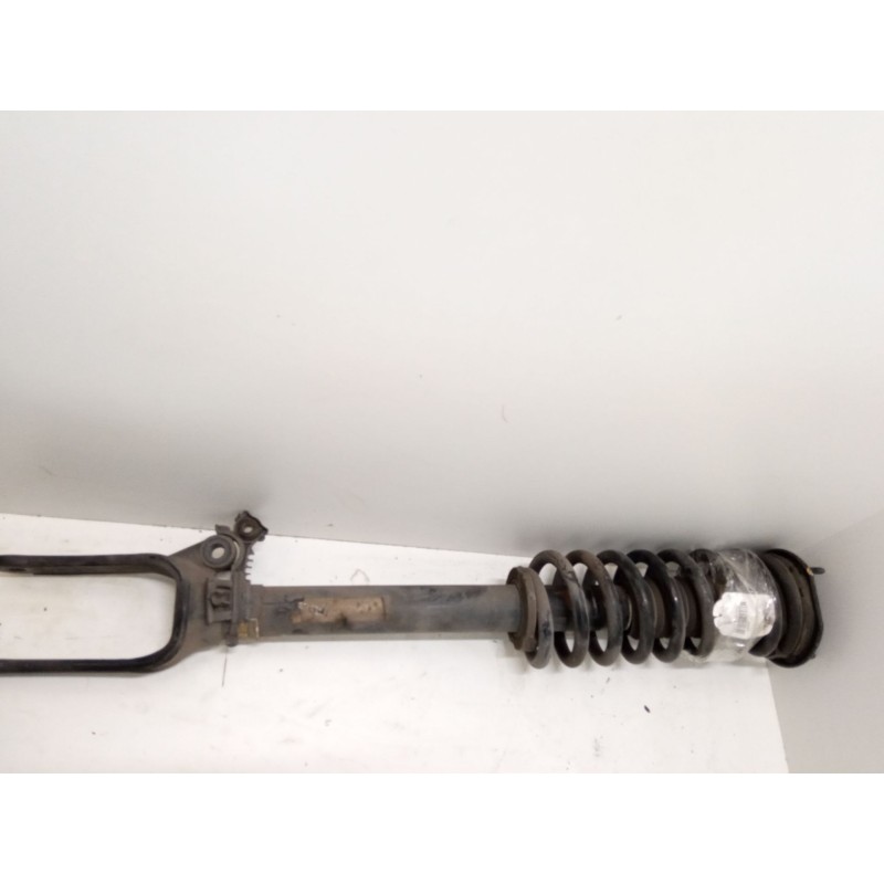 Recambio de amortiguador delantero derecho para mercedes-benz clase m (w164) ml 350 cdi 4-matic (164.122) referencia OEM IAM   