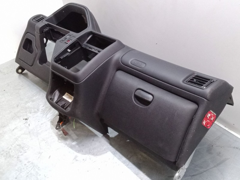 Recambio de salpicadero para peugeot 106 ii (1a_, 1c_) 1.1 i referencia OEM IAM   