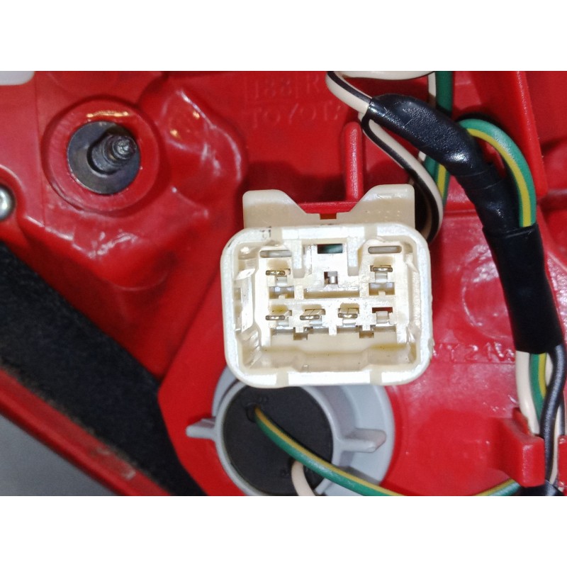 Recambio de piloto trasero derecho para toyota rav 4 iii (_a3_) 2.2 d 4wd (ala30_) referencia OEM IAM   