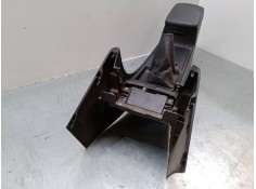 Recambio de consola central inferior para mazda 3 (bk) 1.6 (bk14) referencia OEM IAM    2