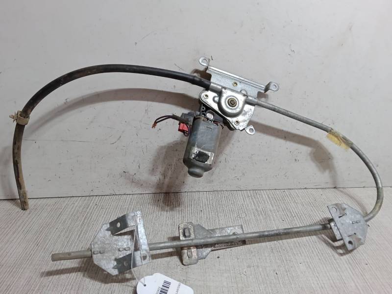 ELEVALUNAS ELECTRICO DELANTERO DERECHO 
