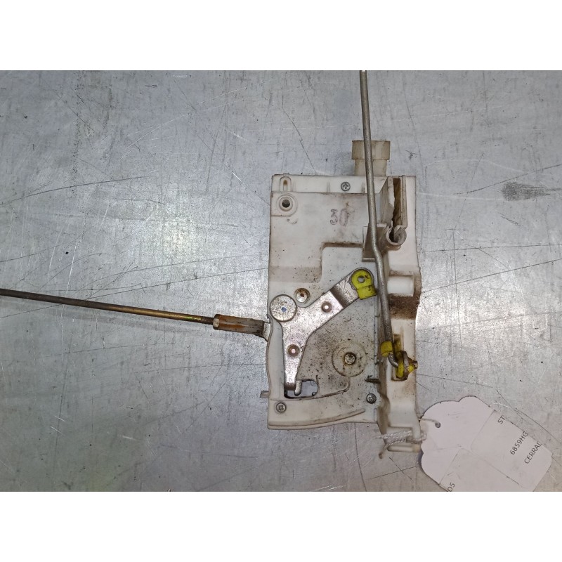 Recambio de cerradura puerta delantera izquierda para iveco stralis ad 260 s 36 y/ps euro5 ad260s36y ps referencia OEM IAM   