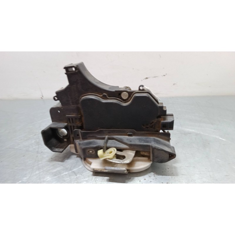 Recambio de cerradura puerta delantera derecha para mitsubishi colt vi (z3_a, z2_a) 1.3 (z21a) referencia OEM IAM   