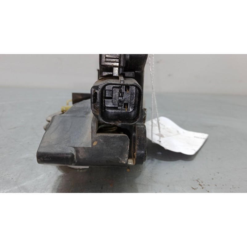 Recambio de cerradura puerta delantera derecha para mitsubishi colt vi (z3_a, z2_a) 1.3 (z21a) referencia OEM IAM   