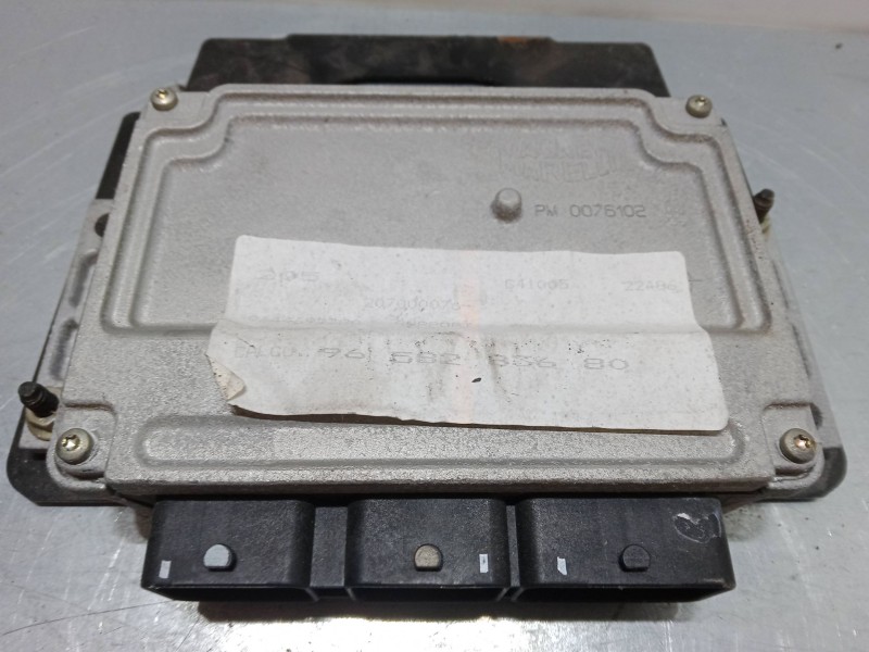 Recambio de centralita motor uce para peugeot 308 i (4a_, 4c_) 1.6 hdi referencia OEM IAM 9658283680  