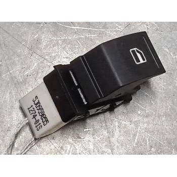 MANDO ELEVALUNAS TRASERO DERECHO 500959855 