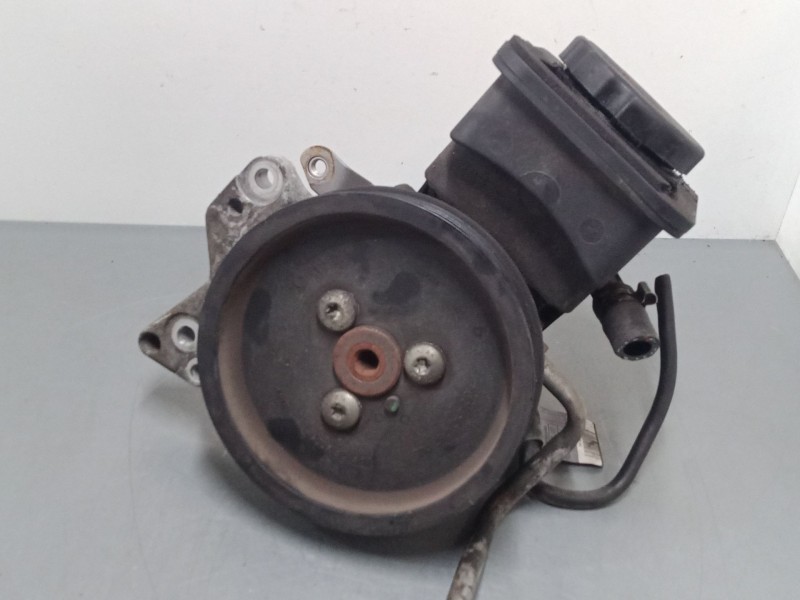 Recambio de bomba servodireccion para bmw x3 (e83) 2.0 d referencia OEM IAM 7692974548  