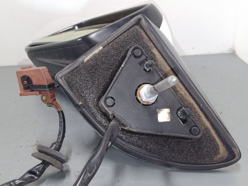 Recambio de retrovisor electrico izquierdo para peugeot 407 (6d_) 1.6 hdi 110 (6d9hzc, 6d9hyc) referencia OEM IAM   