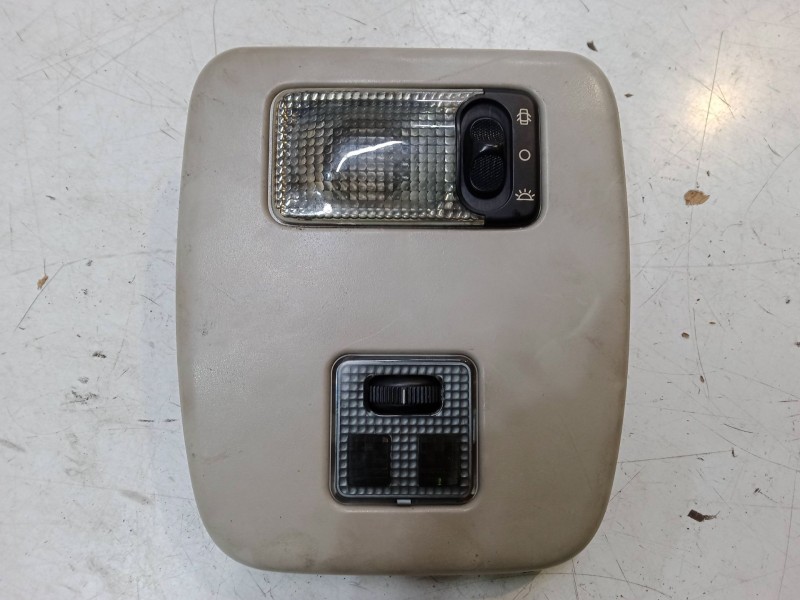 Recambio de luz interior delantera para citroën xsara (n1) 2.0 hdi 90 referencia OEM IAM   