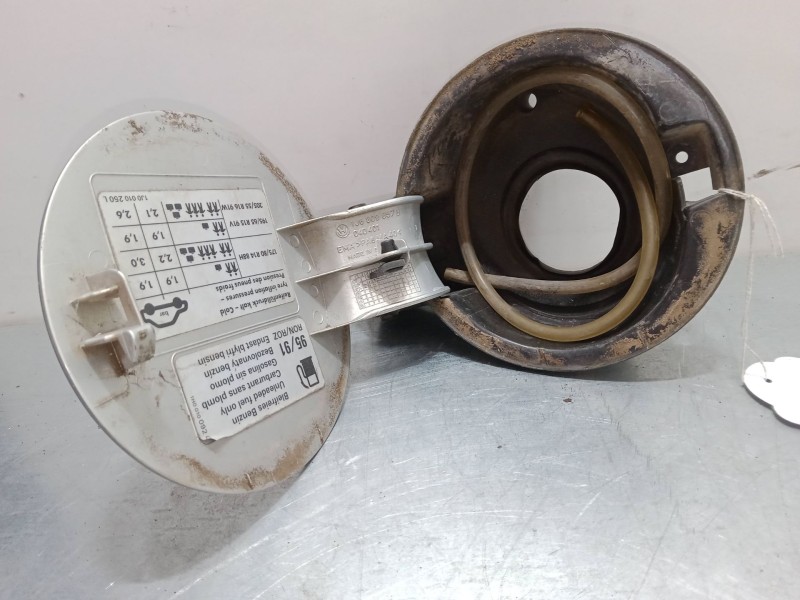 Recambio de tapa exterior combustible para volkswagen golf iv variant (1j5) 1.6 referencia OEM IAM   