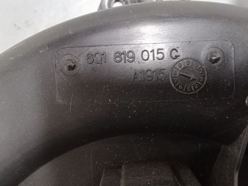 Recambio de motor calefaccion para volkswagen polo iv (9n_, 9a_) 1.4 16v referencia OEM IAM   