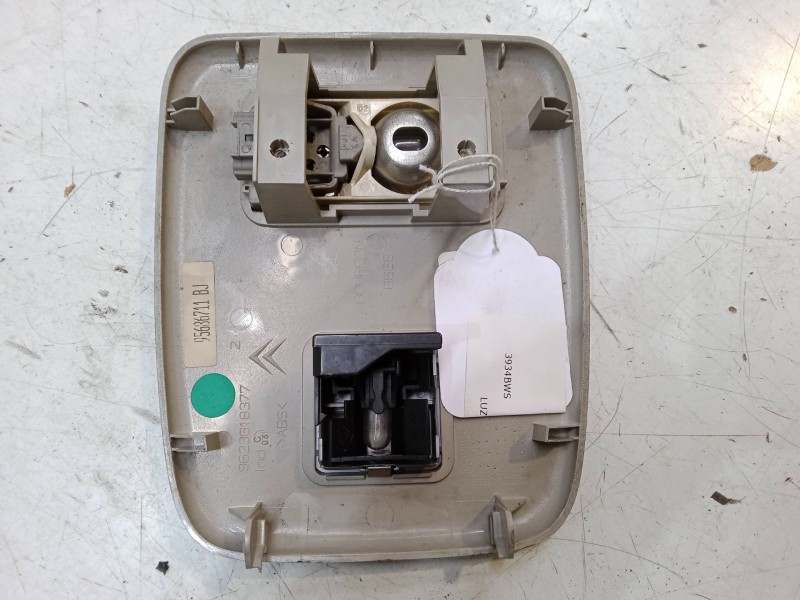 Recambio de luz interior delantera para citroën xsara (n1) 2.0 hdi 90 referencia OEM IAM   