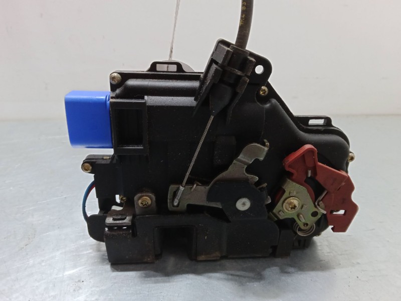 Recambio de cerradura puerta delantera derecha para volkswagen golf v (1k1) 1.9 tdi referencia OEM IAM   