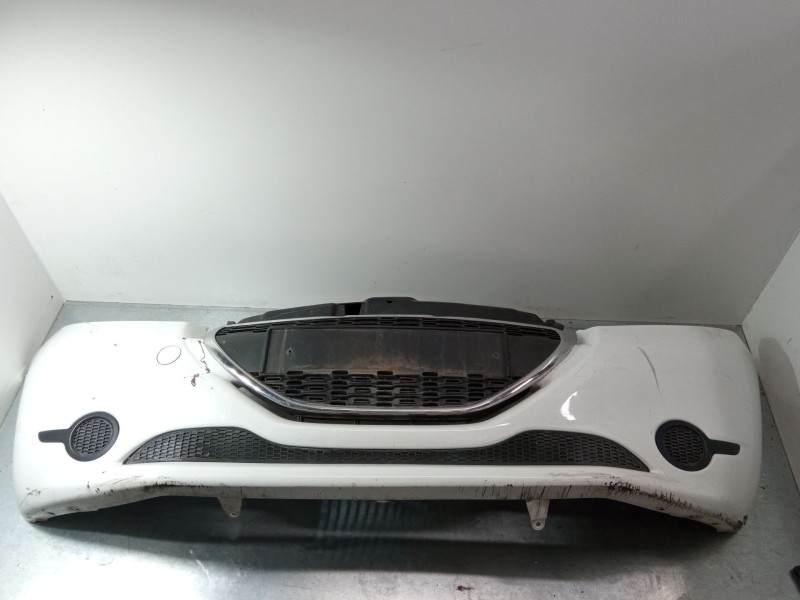 Recambio de paragolpes delantero para peugeot 208 i (ca_, cc_) 1.2 vti 82 referencia OEM IAM   