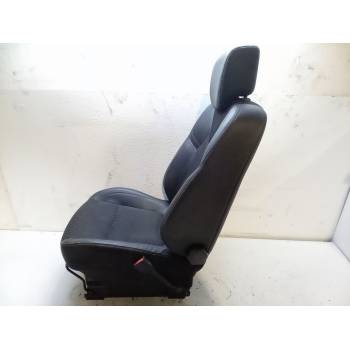ASIENTO DELANTERO DERECHO 