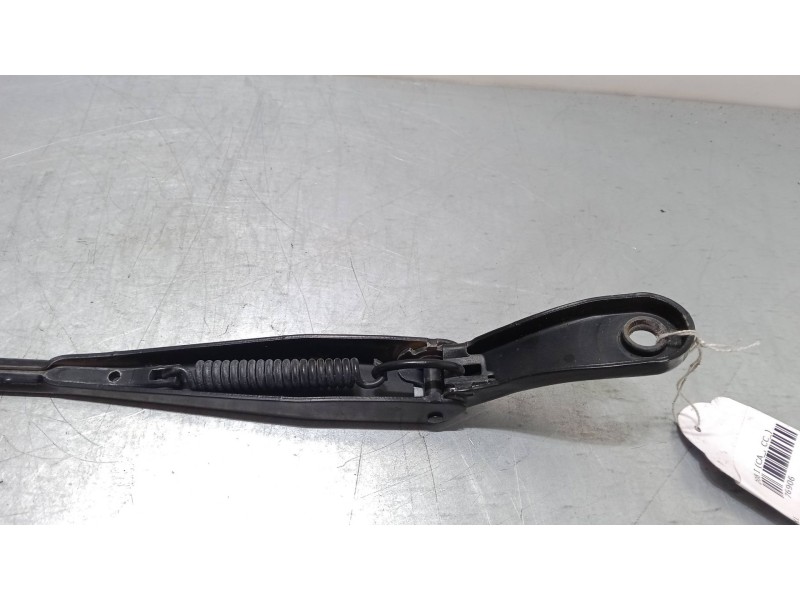 Recambio de brazo limpia delantero izquierdo para peugeot 208 i (ca_, cc_) 1.2 vti 82 referencia OEM IAM   