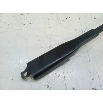 BRAZO LIMPIA DELANTERO DERECHO 