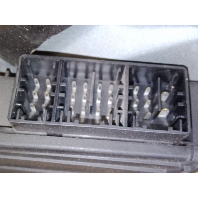 Recambio de elevalunas electrico delantero derecho para seat ibiza iii (6l1) 1.9 sdi referencia OEM IAM 6L3837752AD  6Q2959801A