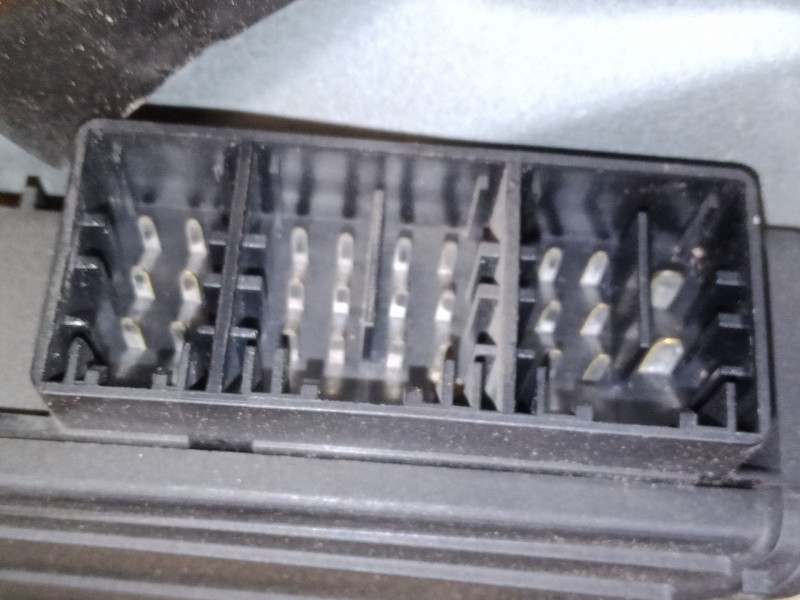 Recambio de elevalunas electrico delantero derecho para seat ibiza iii (6l1) 1.9 sdi referencia OEM IAM 6L3837752AD  6Q2959801A