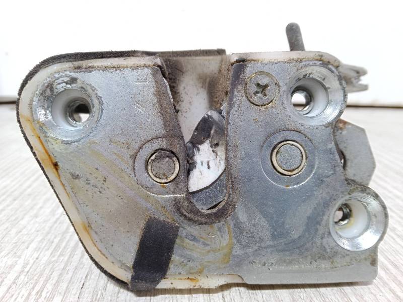CERRADURA PUERTA TRASERA IZQUIERDA 