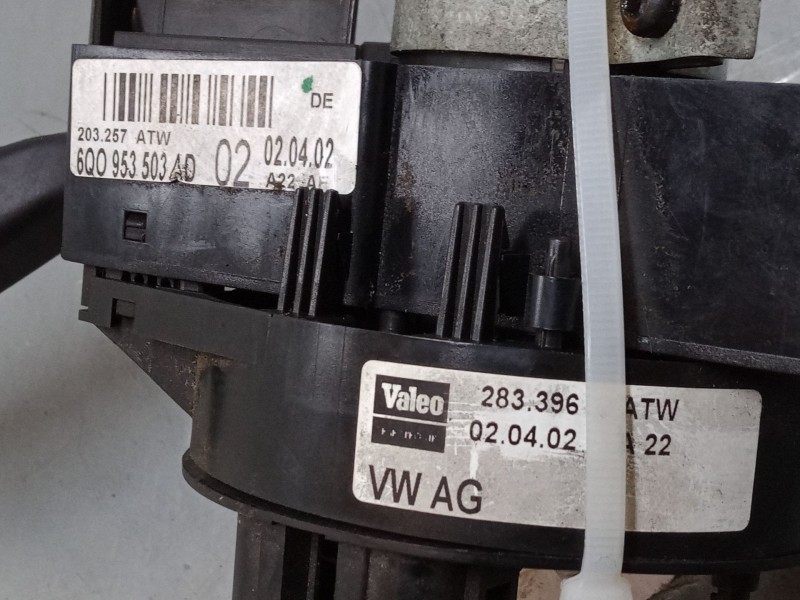 Recambio de mando luces para volkswagen polo iv (9n_, 9a_) 1.9 tdi referencia OEM IAM 6Q0953503AD  