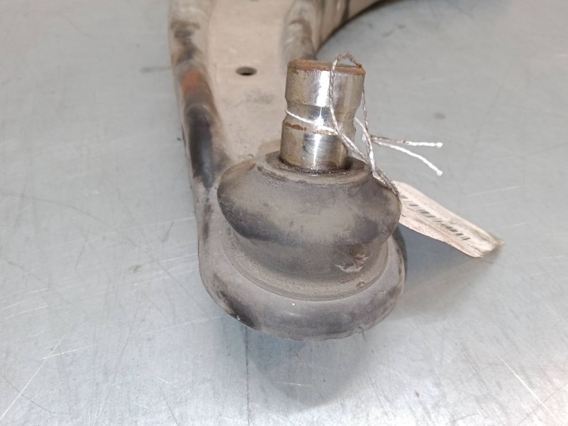 Recambio de brazo suspension inferior delantero izquierdo para mitsubishi lancer viii (cy_a, cz_a) 1.5 referencia OEM IAM   