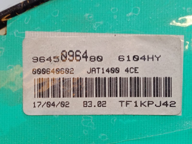 Recambio de cuadro instrumentos para peugeot 206 hatchback (2a/c) 1.4 i referencia OEM IAM 9645096480  