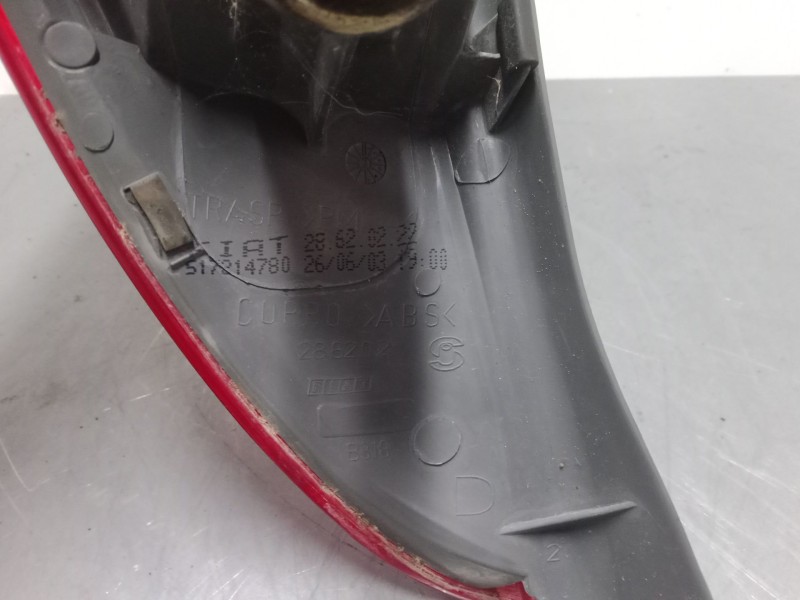 Recambio de piloto trasero derecho para fiat punto (188_) 1.4 referencia OEM IAM 517214780  