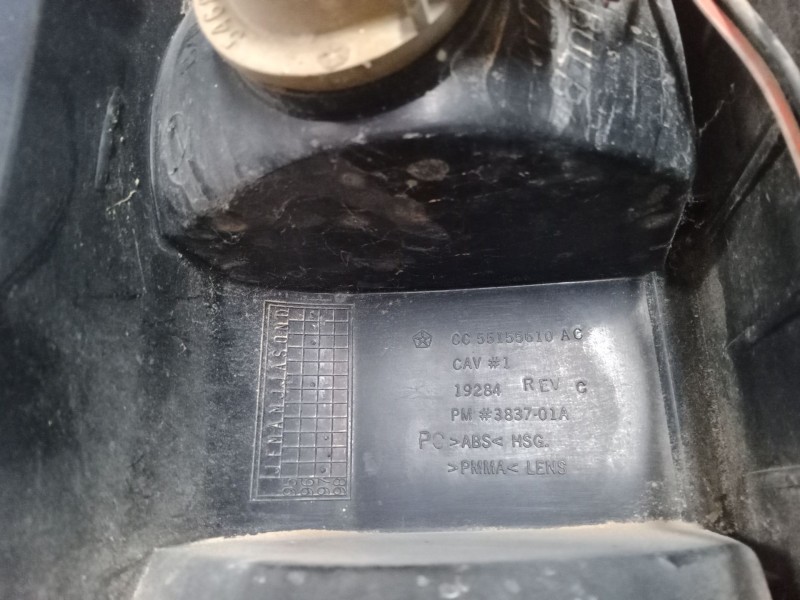 Recambio de piloto trasero derecho para jeep cherokee (xj) 2.5 td 4x4 referencia OEM IAM CC55155610AC  