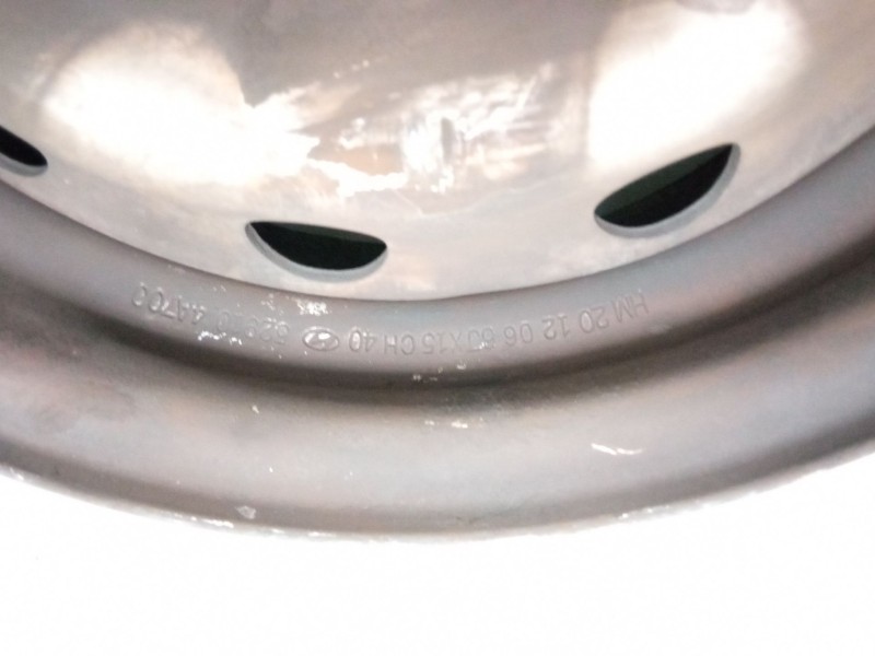 Recambio de llanta chapa 15´´ para hyundai h-1 / starex autobús (a1) 2.5 crdi referencia OEM IAM 529104A700  R156JX15CH4