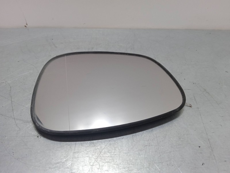 Recambio de cristal retrovisor izquierdo para hyundai h-1 / starex autobús (a1) 2.5 crdi referencia OEM IAM   