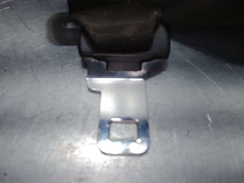 Recambio de cinturon seguridad trasero central para peugeot 307 sw (3h) 1.6 hdi 110 referencia OEM IAM   