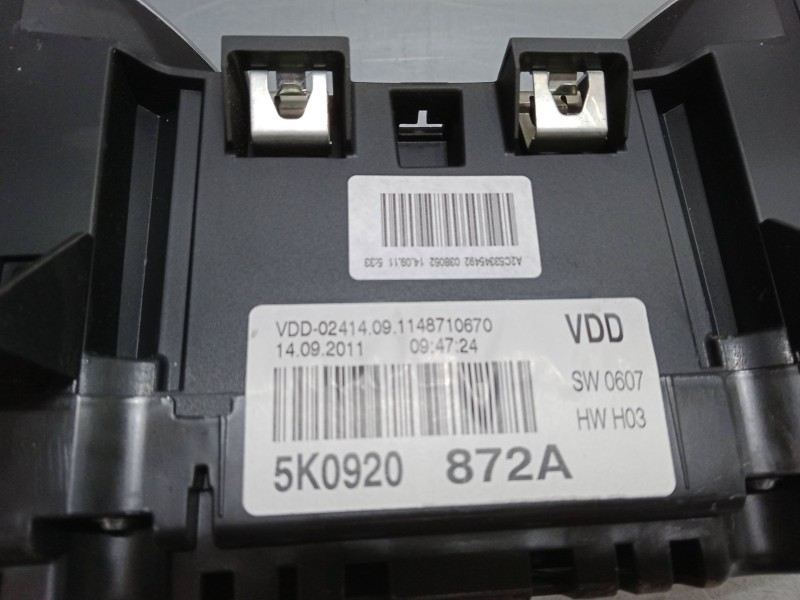 Recambio de cuadro instrumentos para volkswagen golf vi (5k1) 1.6 tdi referencia OEM IAM 5K0920872A  