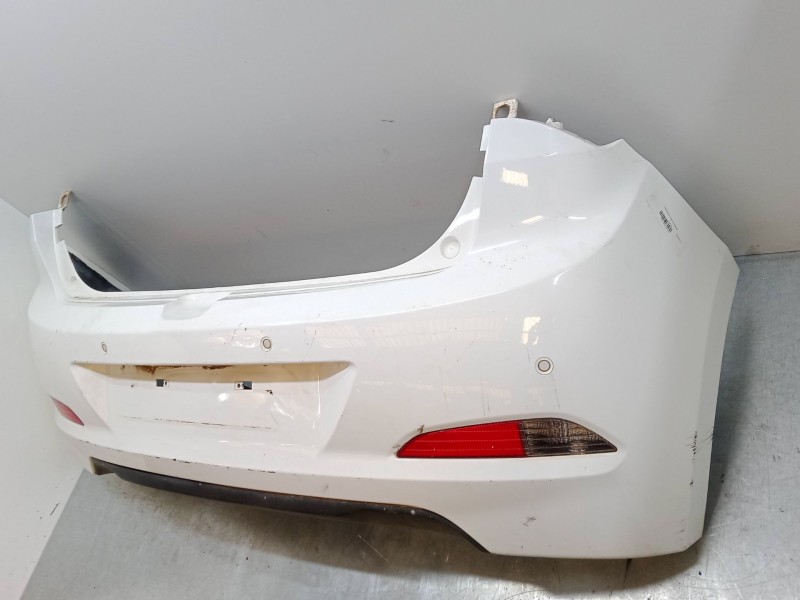 Recambio de paragolpes trasero para hyundai i20 ii (gb, ib) 1.2 referencia OEM IAM 86610C8010  SENSOR DE PARKING INCLUIDO