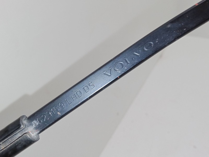 Recambio de brazo limpia delantero izquierdo para volvo v50 (545) 1.8 referencia OEM IAM   