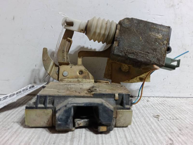 CERRADURA MALETERO / PORTON 