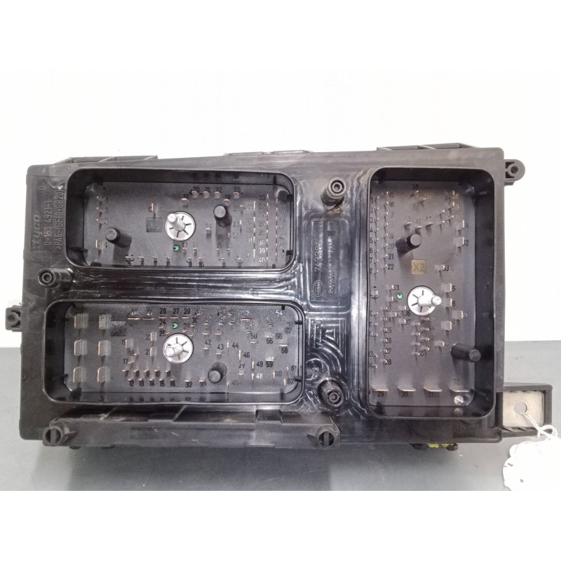 Recambio de caja reles / fusibles para opel zafira b furgoneta/monovolumen (a05) 1.9 cdti van (m75) referencia OEM IAM 13250232 
