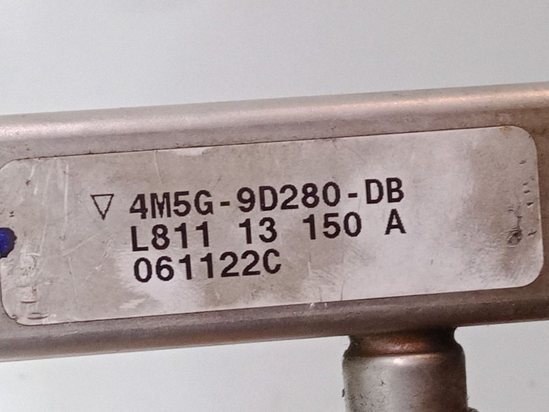 Recambio de rampa inyectora para volvo v50 (545) 1.8 referencia OEM IAM 4M5G9D280DB  