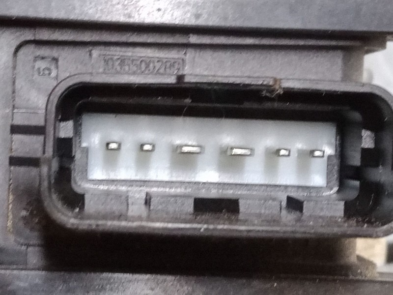 Recambio de elevalunas electrico delantero izquierdo para hyundai i20 ii (gb, ib) 1.2 referencia OEM IAM 82401C8020  