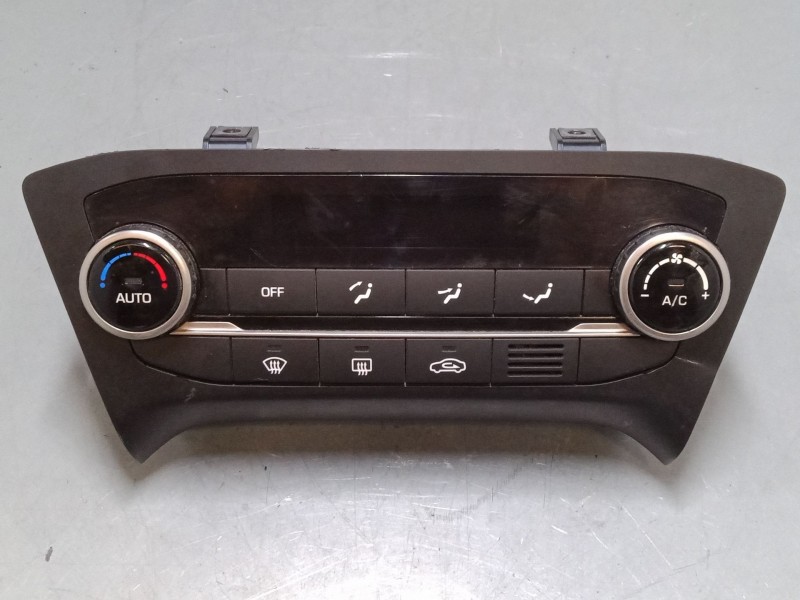 Recambio de mando climatizador para hyundai i20 ii (gb, ib) 1.2 referencia OEM IAM 97250C8300  