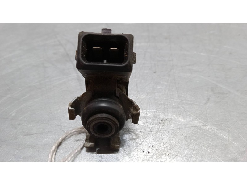 Recambio de inyector para renault modus / grand modus (f/jp0_) 1.4 (jp01, jp0j) referencia OEM IAM   