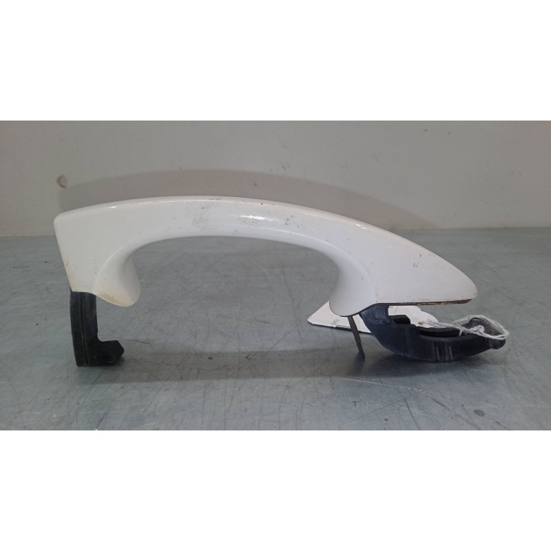 Recambio de maneta exterior puerta delantera derecha para skoda superb iii station wagon (3v5) 2.0 tdi referencia OEM IAM   