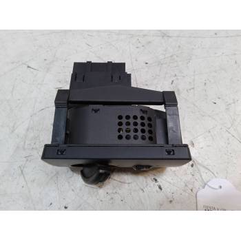 CONMUTADOR DE LUCES 6S6T13A024EA 