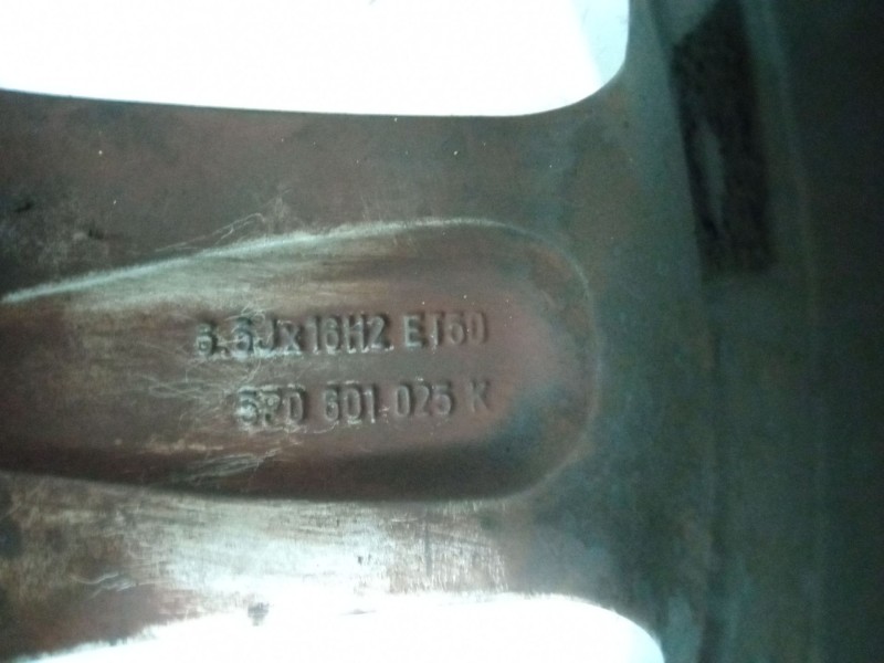 Recambio de llanta aluminio 16´´ para seat altea xl (5p5, 5p8) 2.0 tdi 16v 4x4 referencia OEM IAM 5P0601025K  